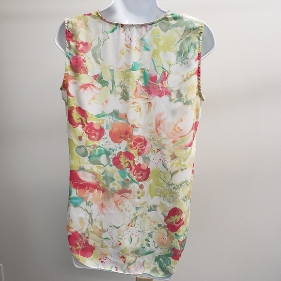 Rose & Olive Floral Sleeveless Top Size Small - Picture 2 of 6